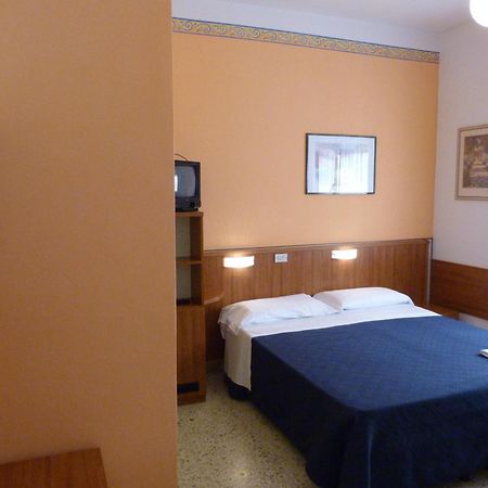 Hotel Bologna San Benedetto del Tronto Extérieur photo