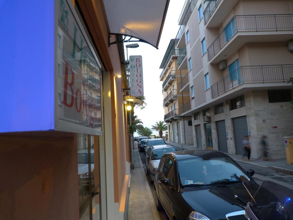 Hotel Bologna San Benedetto del Tronto Extérieur photo